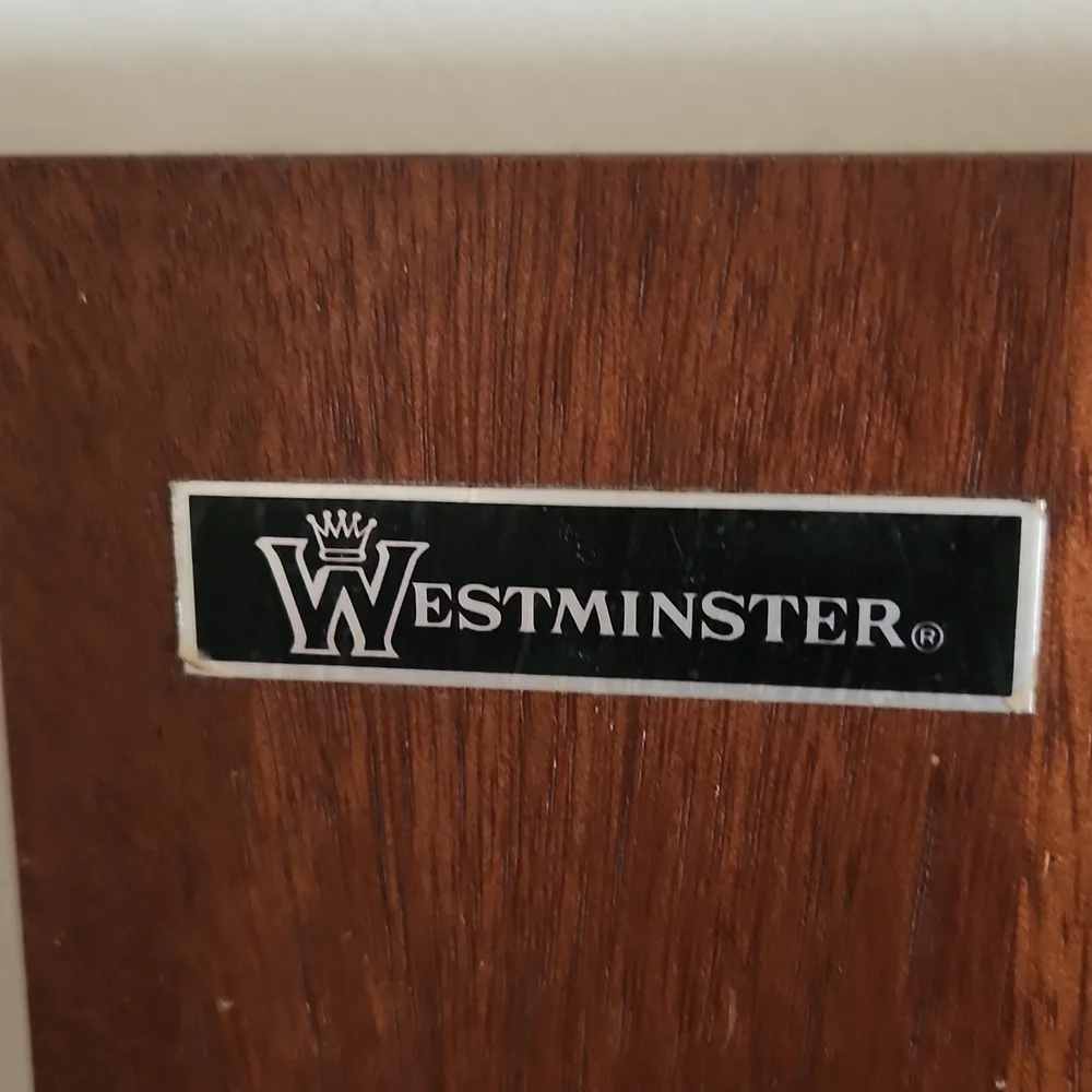 Westminster Knife Set with Wooden wall mount Holder